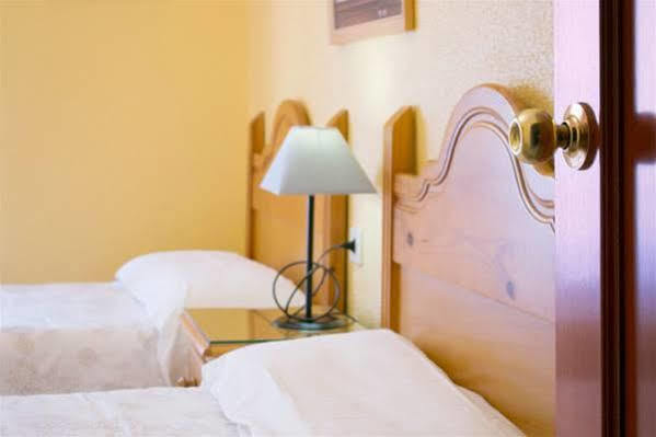 Pension Mesones Granada Ngoại thất bức ảnh