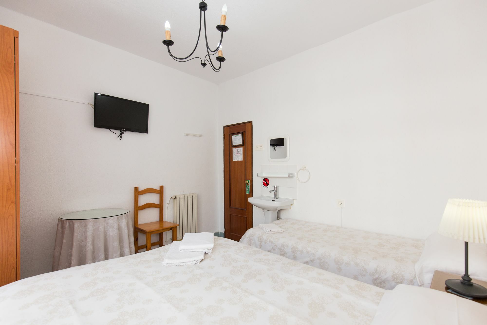 Pension Mesones Granada Ngoại thất bức ảnh